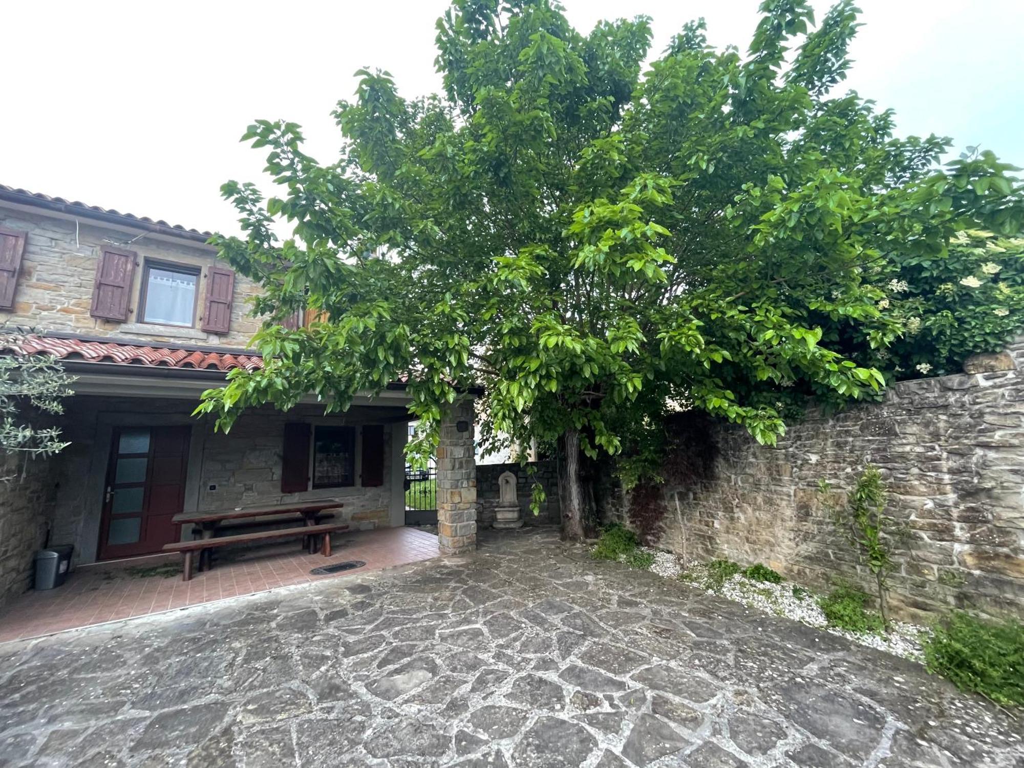 Paradise Villas With Swimming Pool โคเปร์ ภายนอก รูปภาพ